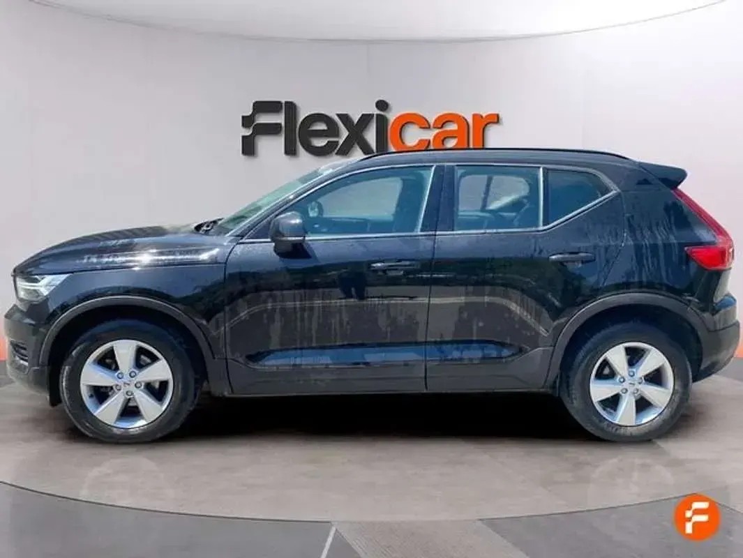 Usado Volvo XC40 Inscription 129 CV (94 kW) 2021 Negro SUV