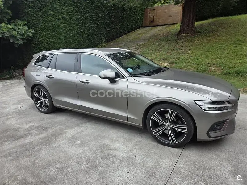 Usado Volvo V60 Inscription 190 CV (139 kW) 2018 Gris / plata Familiar