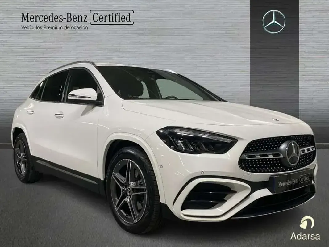 Usado Mercedes GLA200 163 CV (119 kW) 2025 SUV
