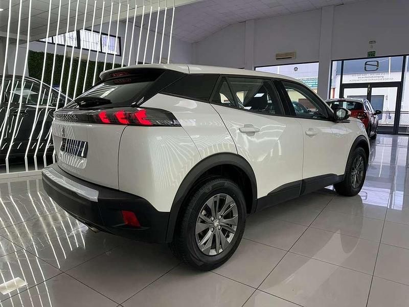 Usado Peugeot 2008 Active 109 CV (80 kW) 2022 Blanco SUV
