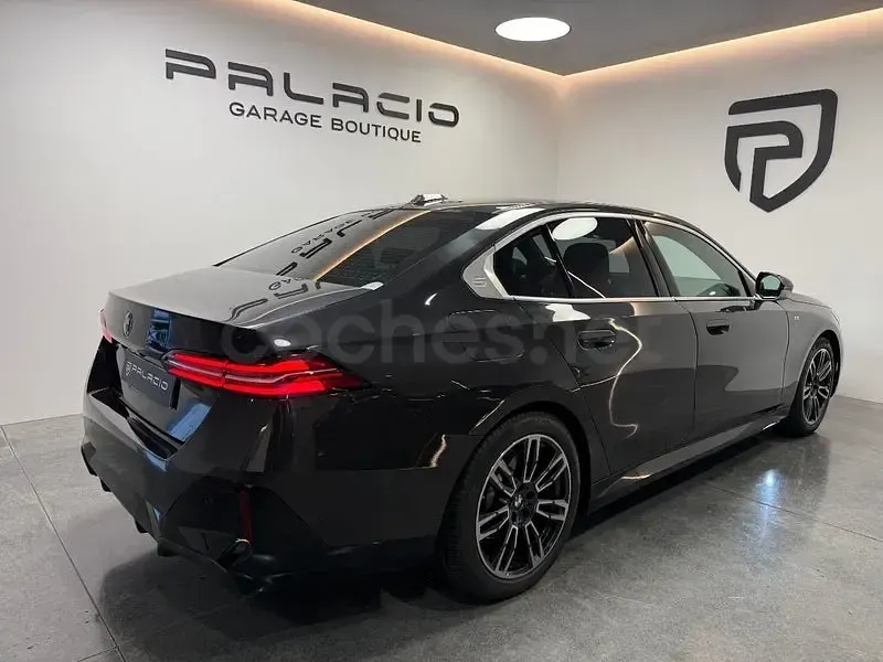Usado BMW 520 M Sport 197 CV (144 kW) 2024 Negro Berlina