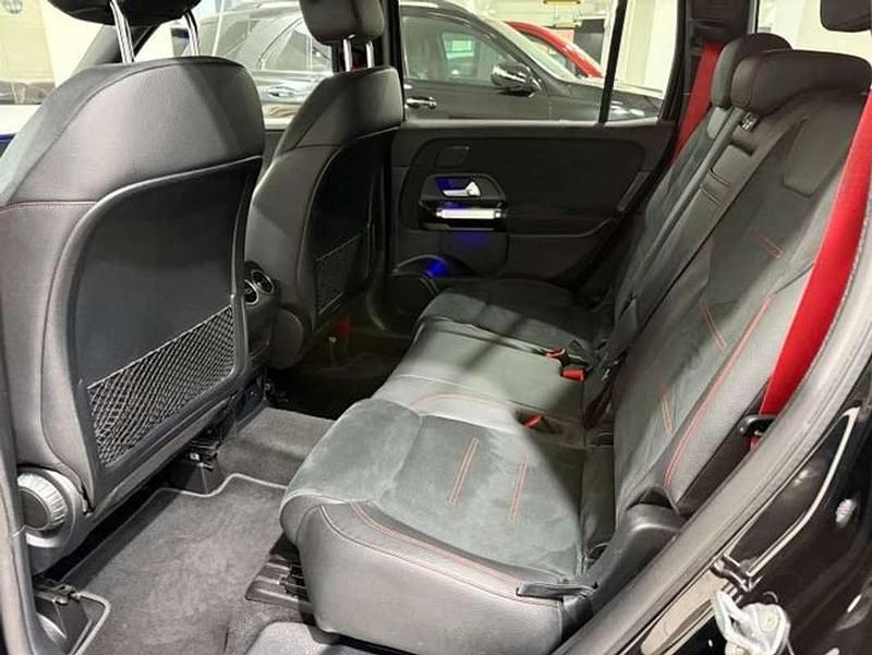 Usado Mercedes GLB200 AMG 306 CV (225 kW) 2021 Negro SUV