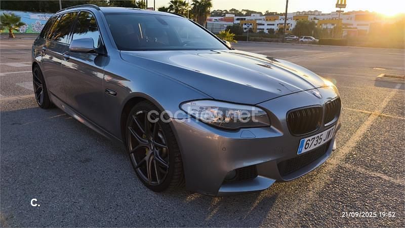 Gris / plata Usado 2011 BMW 525 Familiar | 12.900 € (Precio justo) - Imagen 1/4