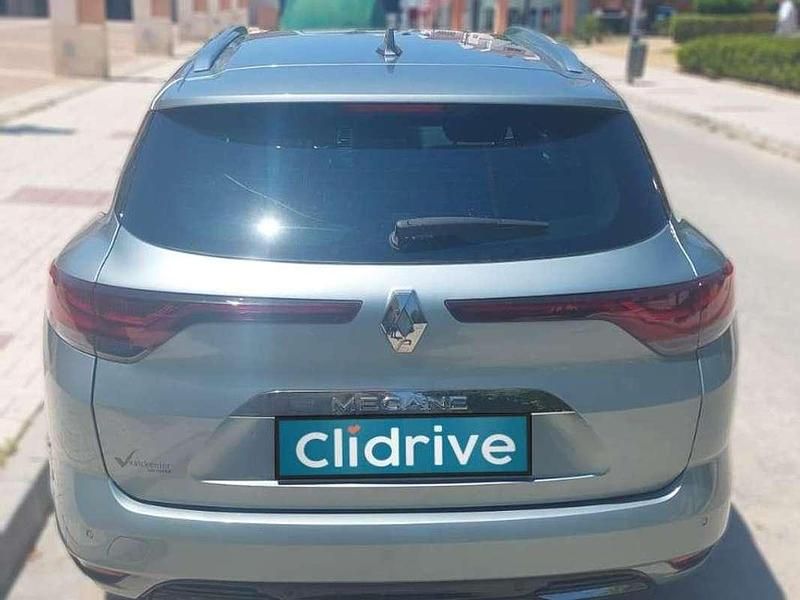Usado Renault Mégane GrandTour Zen 116 CV (85 kW) 2021 Gris Familiar