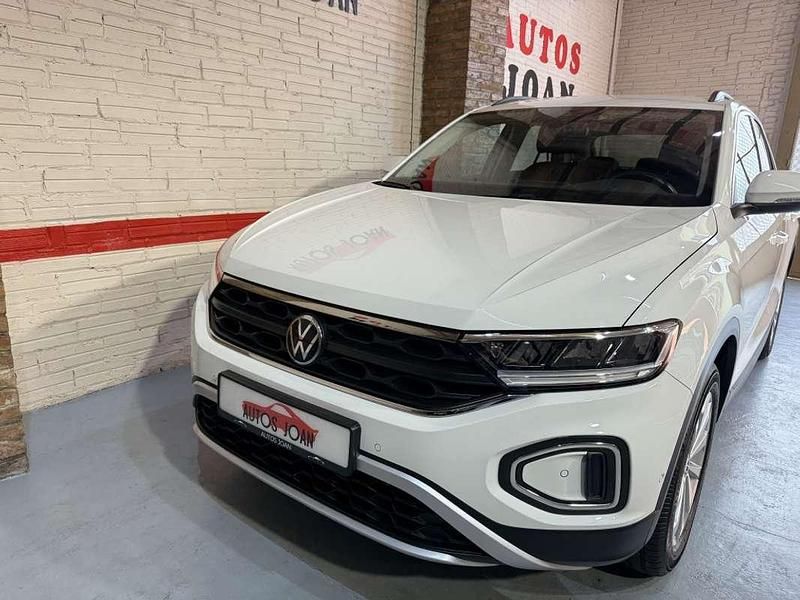 Usado VW T-Roc Life 110 CV (80 kW) 2023 Blanco SUV