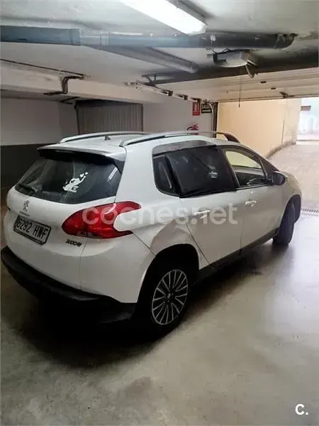 Usado Peugeot 2008 Active 82 CV (60 kW) 2014 Blanco SUV