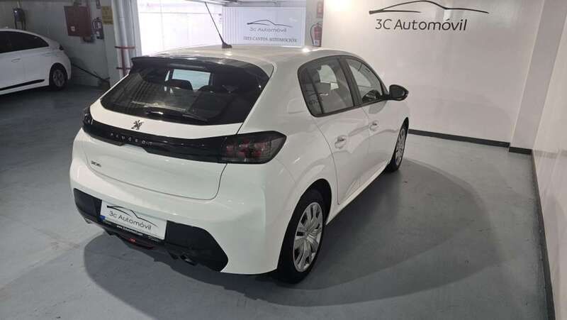 Blanco Usado 2020 Peugeot 208 Active Utilitario | 11.000 € (Precio justo) - Imagen 1/4