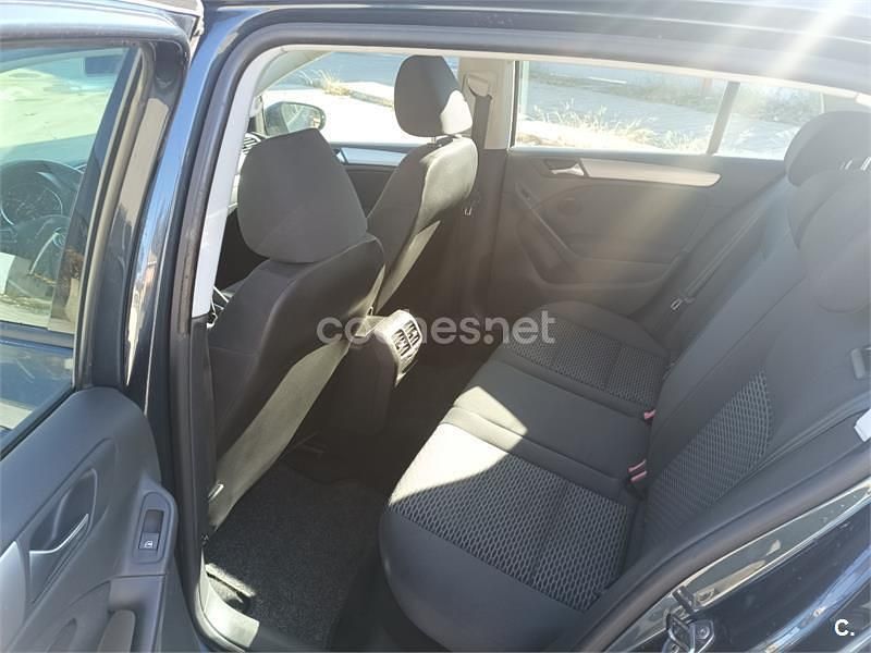 Usado VW Golf VI Advance 105 CV (77 kW) 2010 Gris / plata Utilitario