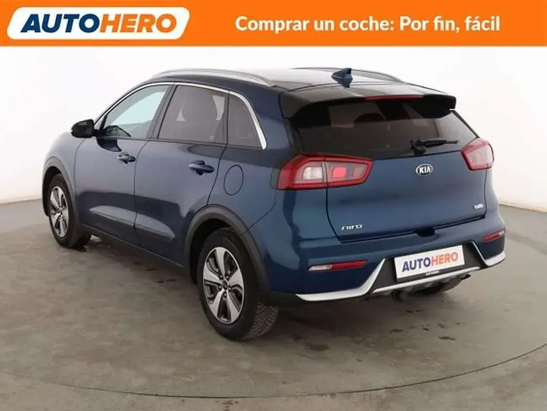 Usado Kia Niro 141 CV (103 kW) 2017 Azul SUV