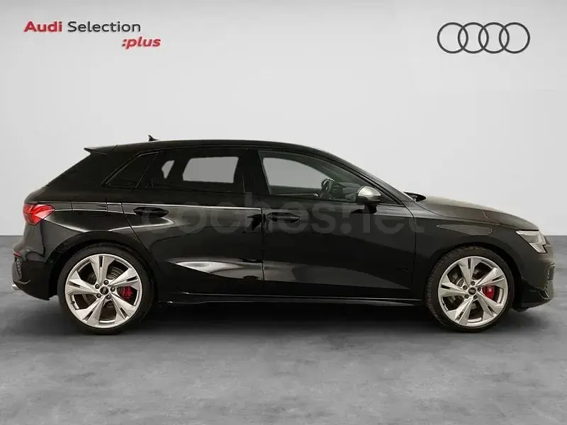 Usado Audi A3 Ambiente 310 CV (228 kW) 2023 Negro Berlina