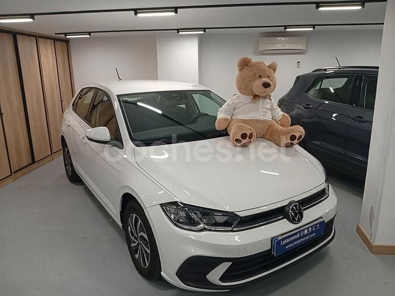 Blanco Usado 2023 VW Polo Life Berlina | 16.900 € (Buen precio) - Imagen 1/4