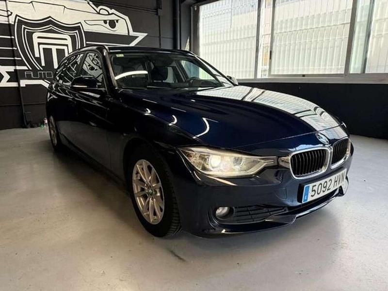Usado BMW 318 143 CV (105 kW) 2014 Azul Familiar