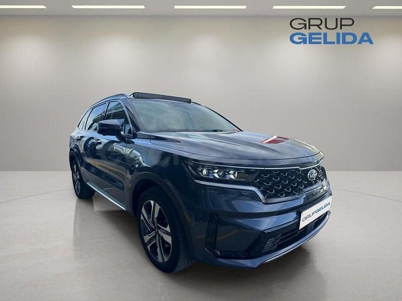 Usado Kia Sorento 265 CV (194 kW) 2021 Gris / plata SUV