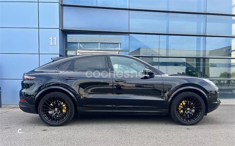 Negro Usado 2022 Porsche Cayenne SUV | 83.000 € (Buen precio) - Imagen 1/4