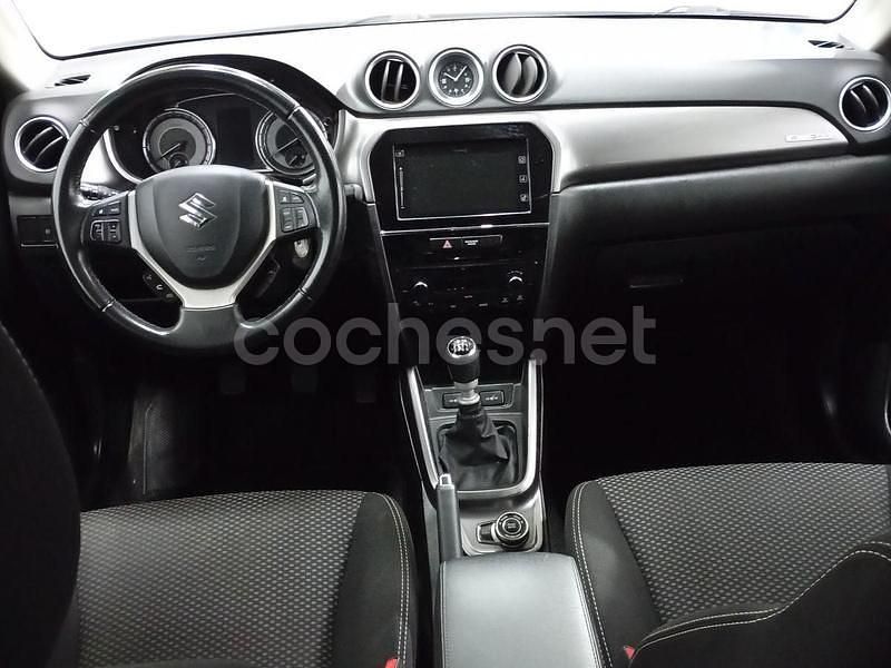 Usado Suzuki Vitara 129 CV (94 kW) 2021 Blanco SUV