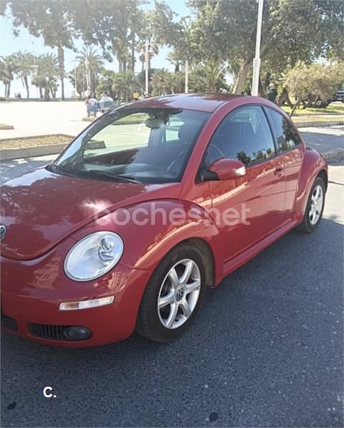 Usado VW New Beetle Edition 105 CV (77 kW) 2010 Rojo Utilitario