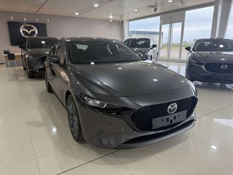 Nuevo Mazda 3 Center-Line 140 CV (102 kW) 2025 Gris Utilitario