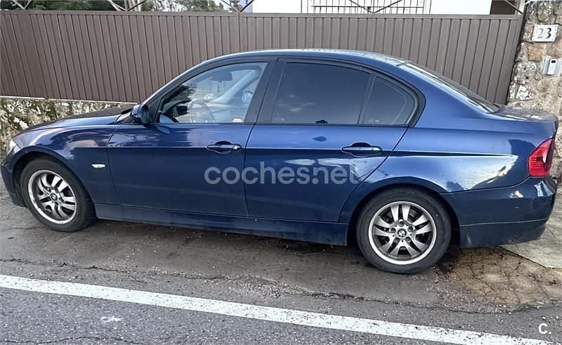 Usado BMW 320 163 CV (119 kW) 2006 Azul Berlina