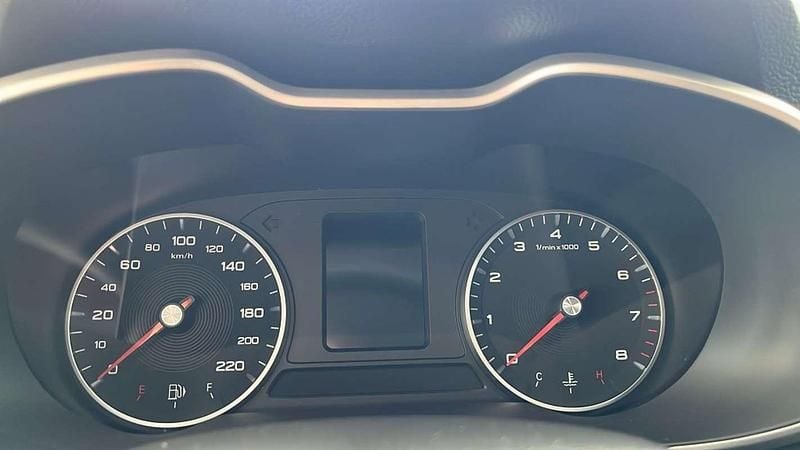 Usado MG ZS Comfort 106 CV (77 kW) 2024 SUV