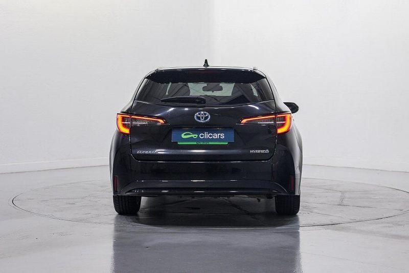 Usado Toyota Corolla Active 122 CV (89 kW) 2019 Negro Familiar