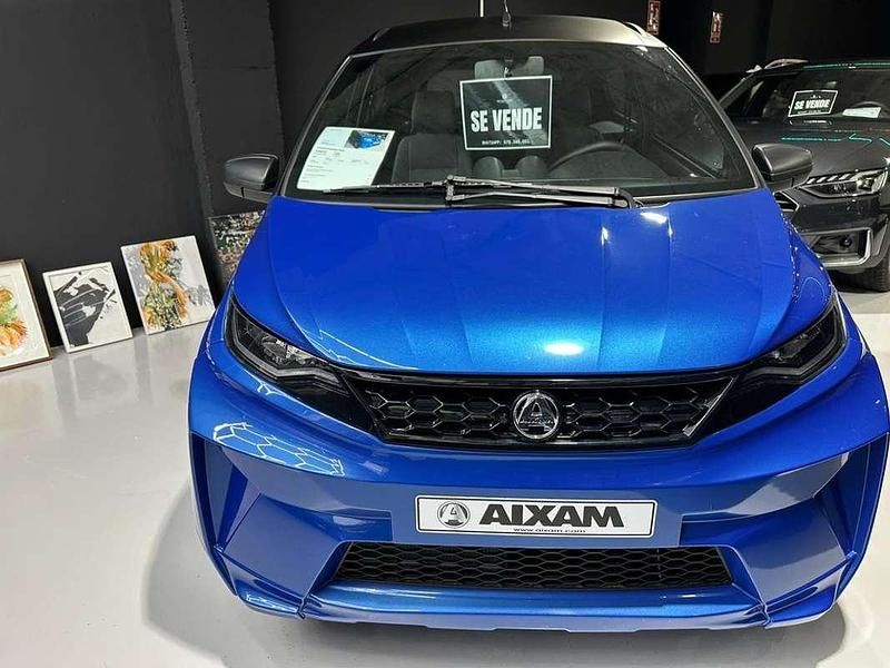 Nuevo Aixam Crossline Pack 2025 Azul Utilitario