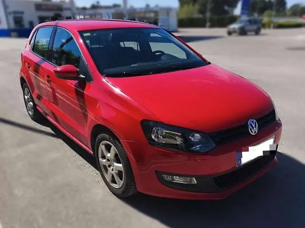 Usado VW Polo Advance 75 CV (55 kW) 2014 Rojo Utilitario