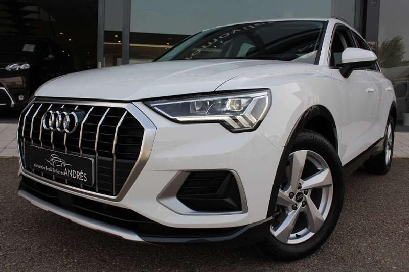 Usado Audi Q3 Advanced 150 HP (110 kW) 2023 Branco SUV