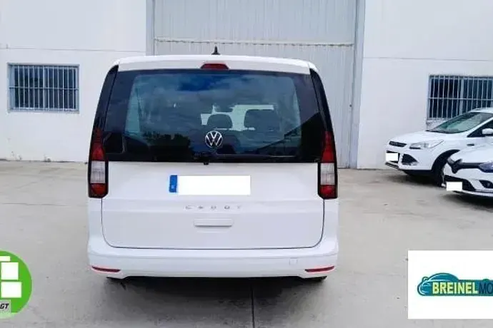 Usado VW Caddy Trendline 102 CV (75 kW) 2024 Monovolumen