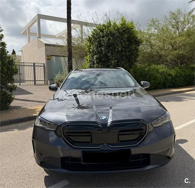 Usado BMW i5 250 kW (340 HP) 2024 Eléctrico Carrinha