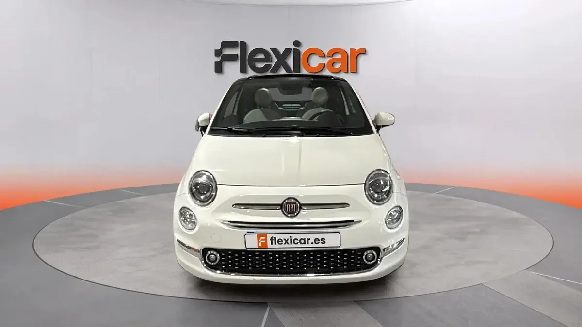 Usado Fiat 500 Club 71 CV (52 kW) 2022 Blanco Berlina