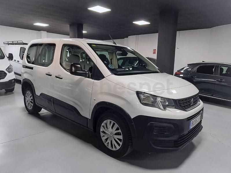 Usado Peugeot Rifter Active 100 CV (73 kW) 2020 Blanco Monovolumen