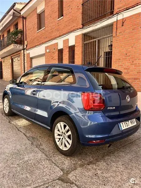 Occasion VW Polo Sportline 90 PK (66 kW) 2014 Blauw Sedan