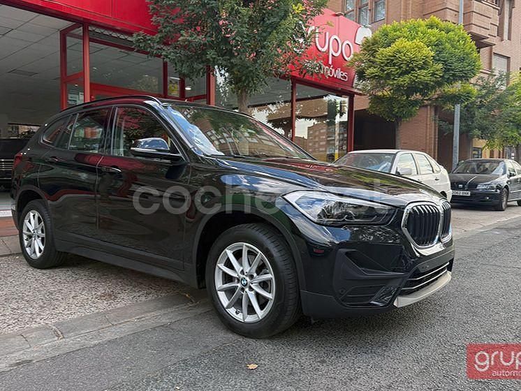 Negro Usado 2021 BMW X1 Advantage SUV | 28.900 € (Un poco caro) - Imagen 1/4