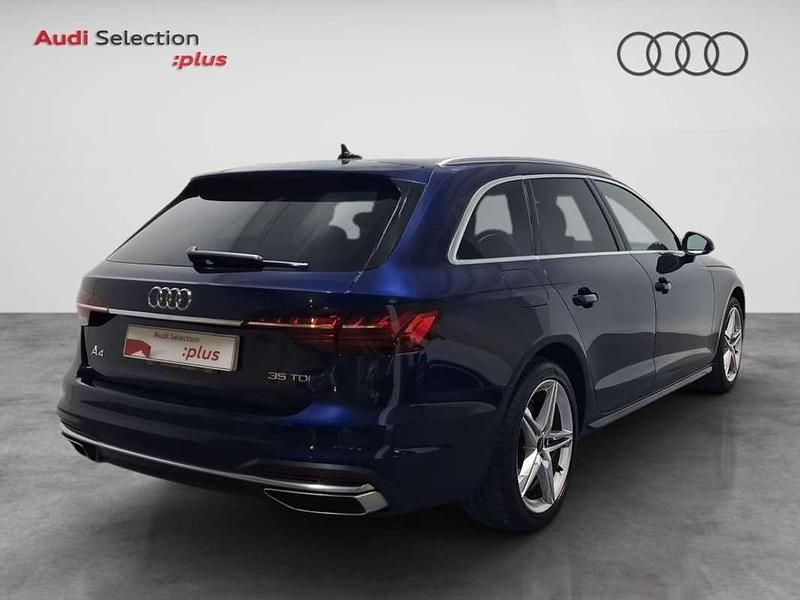 Usado Audi A4 Advanced 163 CV (119 kW) 2023 Azul Familiar