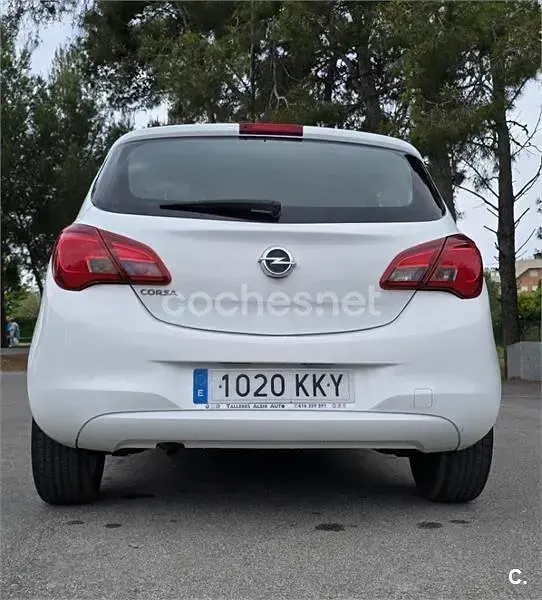 Usado Opel Corsa Selective 90 CV (66 kW) 2018 Blanco Utilitario