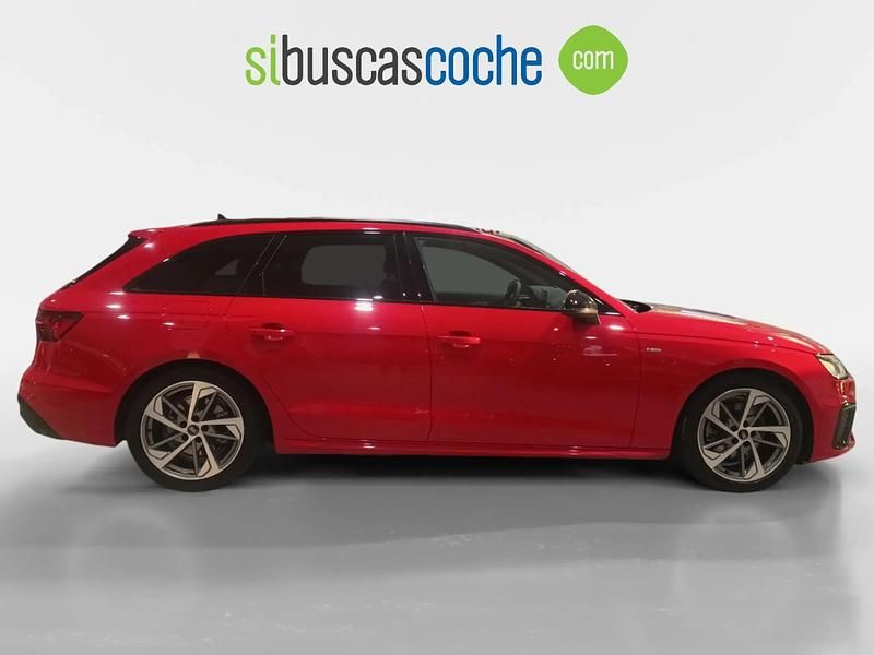 Usado Audi A4 S-Line 163 CV (119 kW) 2024 Rojo Familiar