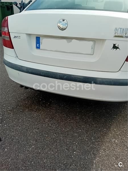 Blanco Usado 2008 Skoda Octavia Berlina | 2790 € (Precio justo) - Imagen 1/1