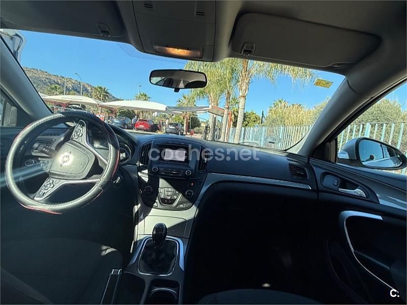 Usado Opel Insignia Selective 120 CV (88 kW) 2014 Gris / plata Berlina