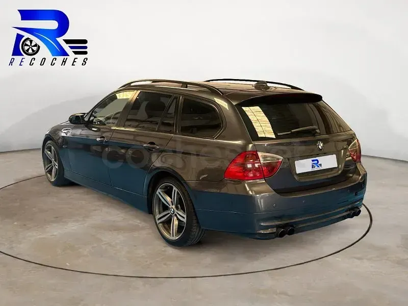 Usado BMW 320 Comfort Edition 150 CV (110 kW) 2005 Gris / plata Familiar