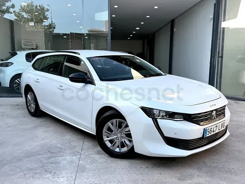 Usado Peugeot 508 SW Active 130 CV (95 kW) 2022 Blanco Familiar