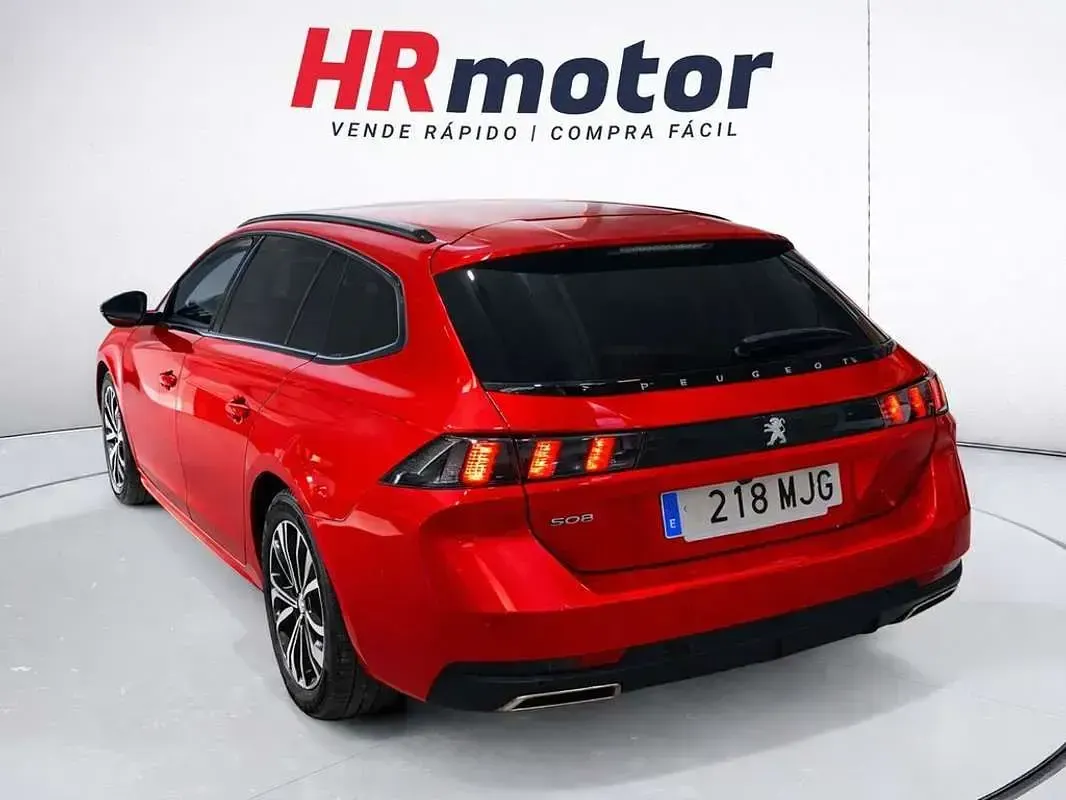 Usado Peugeot 508 SW Allure 131 CV (96 kW) 2023 Rojo Familiar