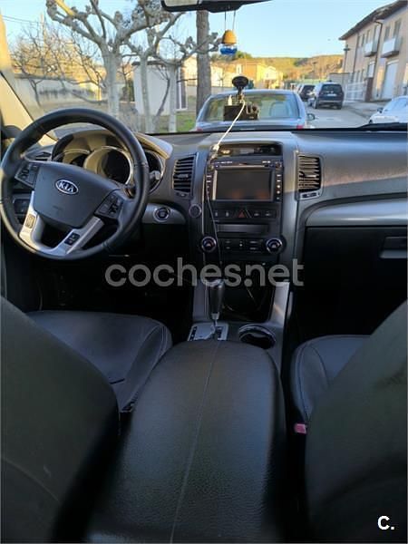 Usado Kia Sorento 197 CV (144 kW) 2011 Gris / plata SUV