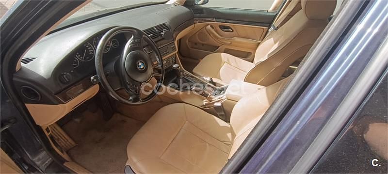 Usado BMW 520 Exclusive 136 CV (100 kW) 2000 Azul Berlina