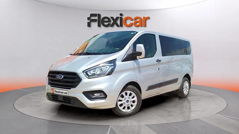 Begagnad Ford Transit Custom 131 HK (96 kW) 2021 Vit Minibuss