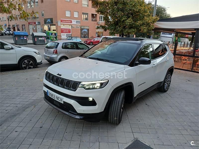 Blanco Usado 2025 Jeep Compass Altitude SUV | 31.490 € (Un poco caro) - Imagen 1/4