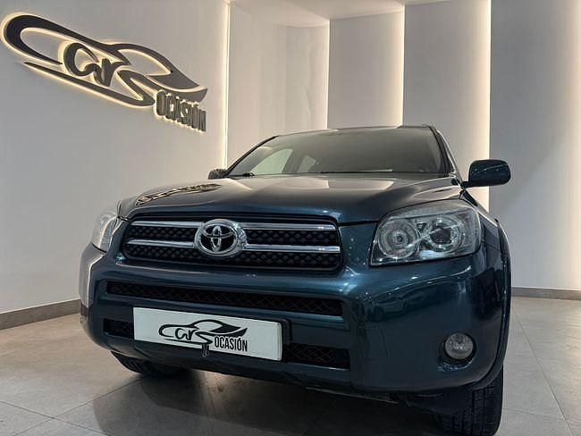 Usado Toyota RAV4 Executive 177 CV (130 kW) 2007 Verde SUV