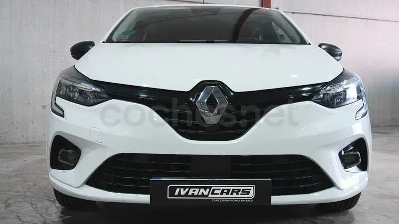 Usado Renault Clio V Intens 100 CV (73 kW) 2021 Blanco Berlina
