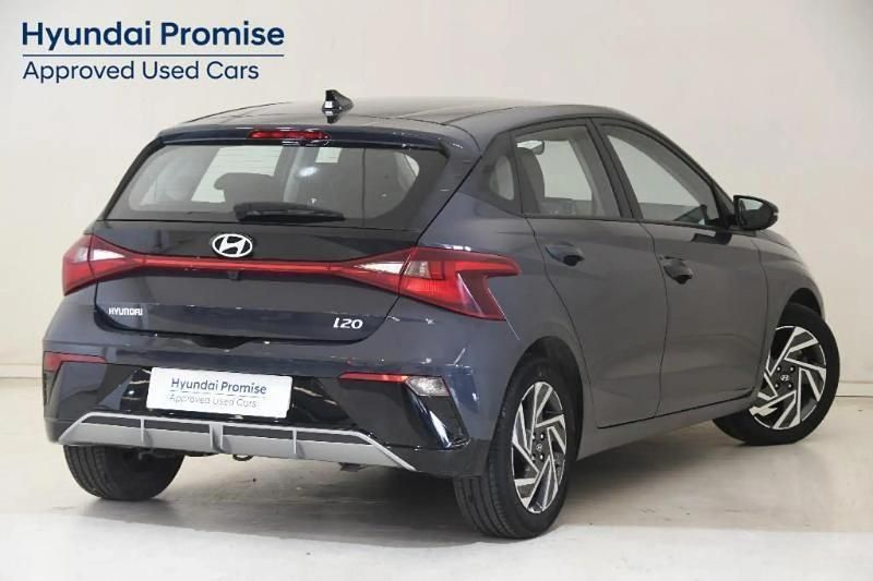 Nuevo Hyundai i20 79 CV (58 kW) 2025 Gris/plata