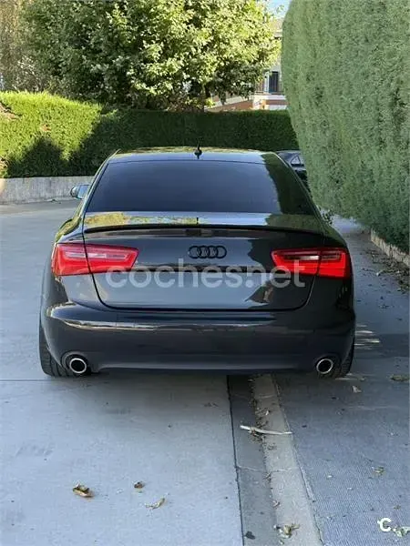 Usado Audi A6 204 CV (150 kW) 2012 Negro Berlina