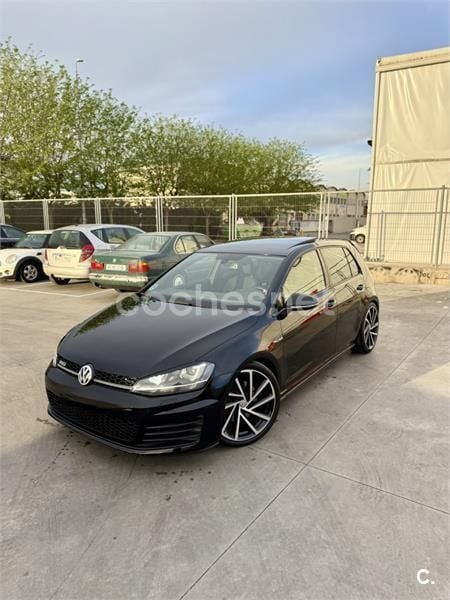 Negro Usado 2013 VW Golf VII GTD Berlina | 15.490 € (Precio justo) - Imagen 1/4